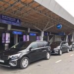Dịch vụ xe 7 chỗ sân bay Tân Sơn Nhất – Giải pháp di chuyển tiện lợi, an toàn và chuyên nghiệp từ Thuexehuydat.com