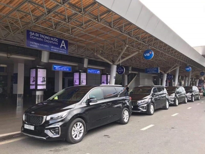 Dịch vụ xe 7 chỗ sân bay Tân Sơn Nhất chuyên nghiệp tại Huy Đạt